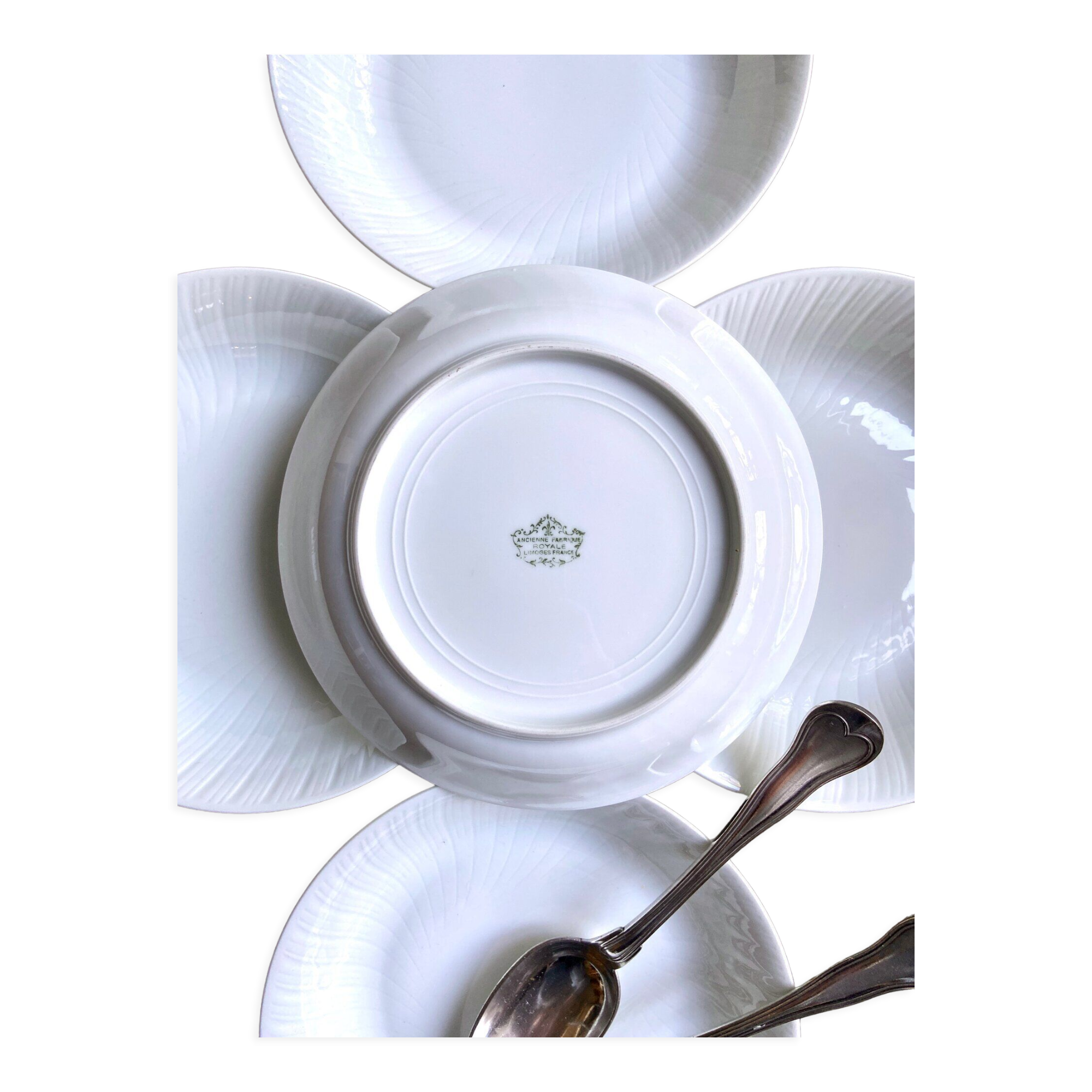 Lot de 5 assiettes creuses en porcelaine de Limoges