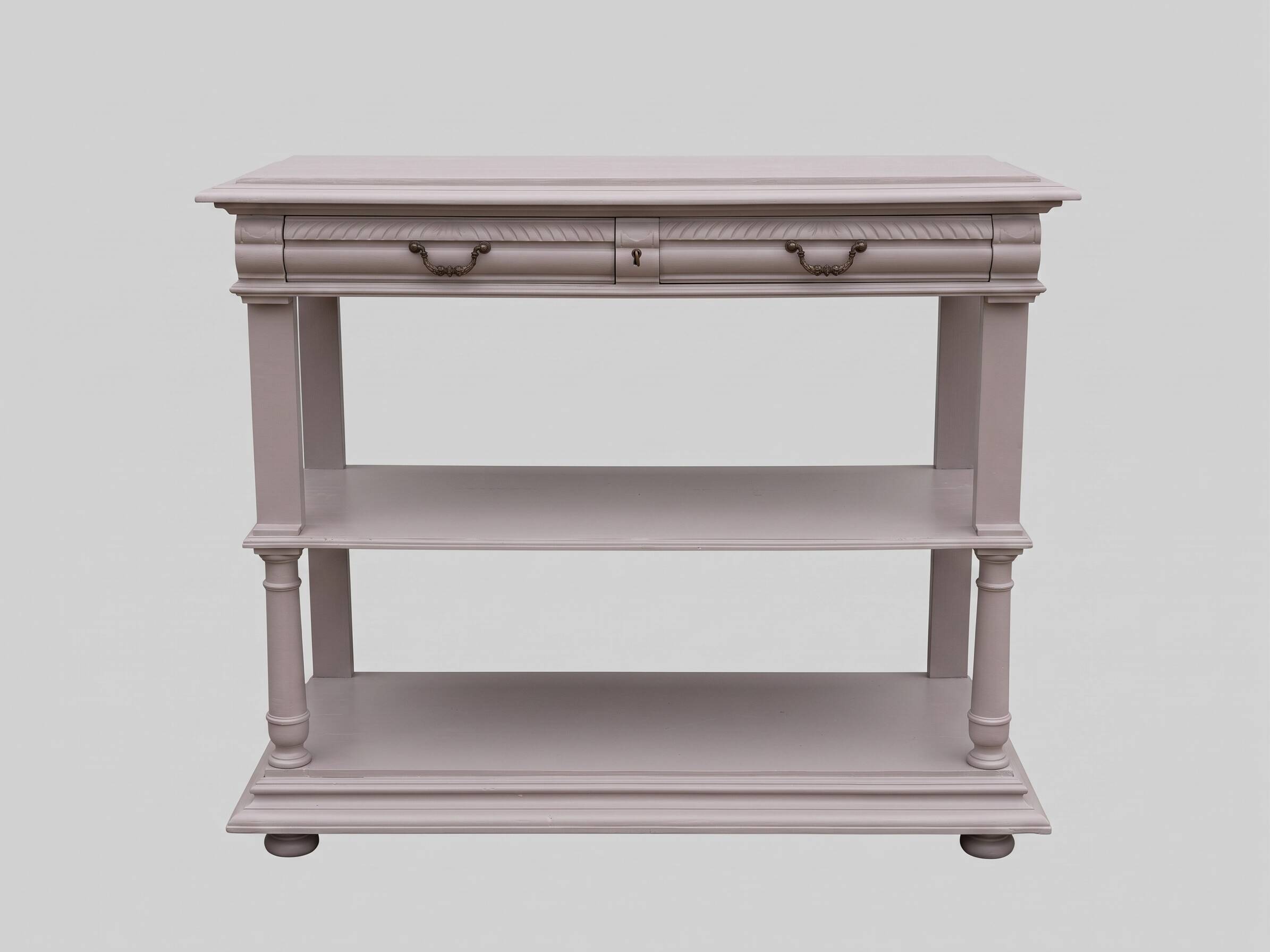 Antique chest of drawers