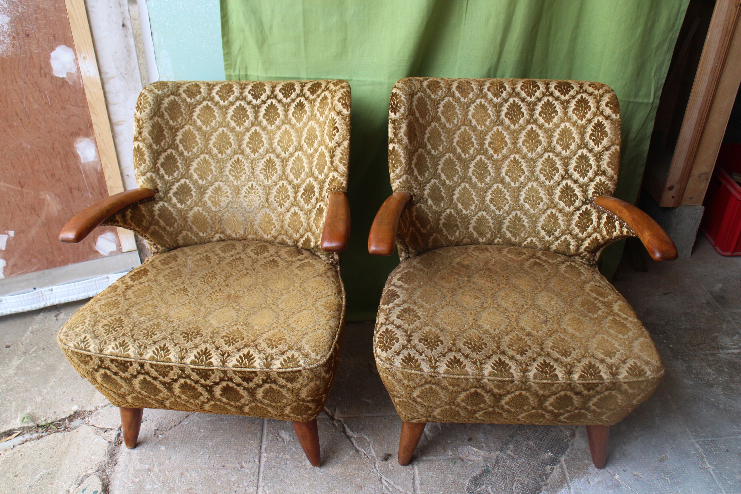 Pair of cocktail armchairs