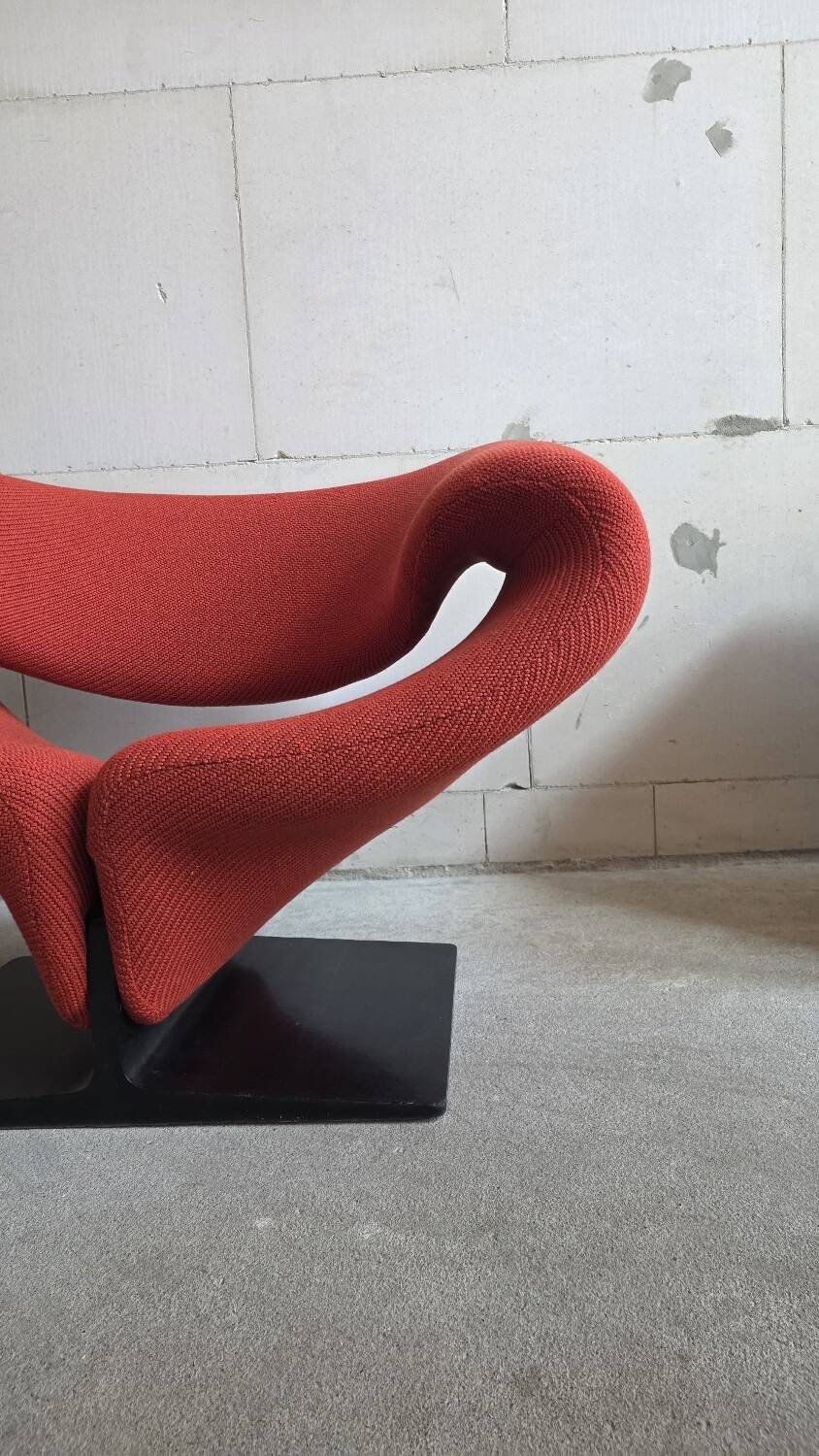 Ribbon Chair by Pierre Paulin Artifort
