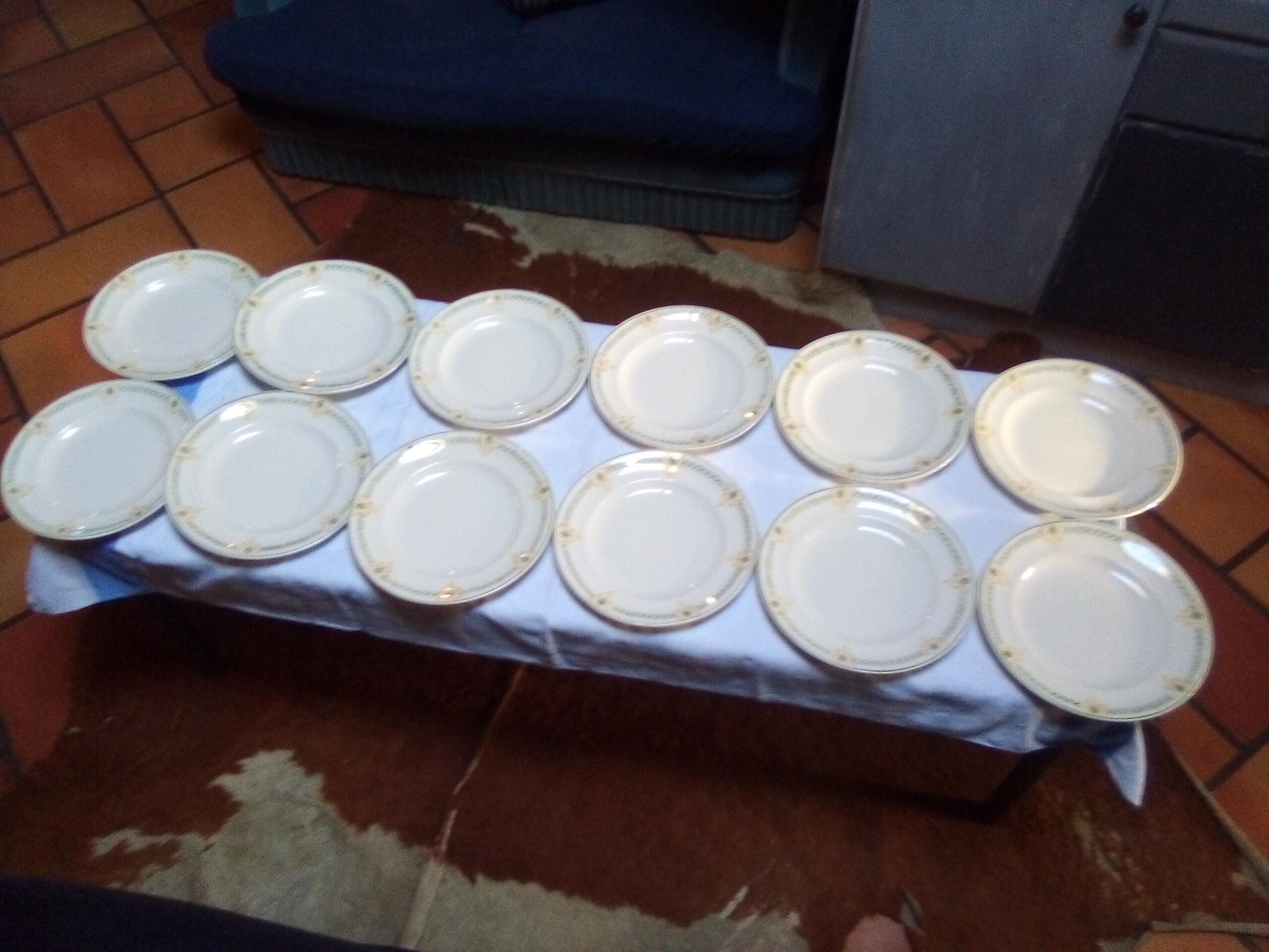 12 Flat plates Longpré / Longwy