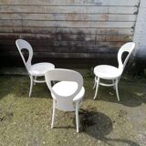 3 Baumann Mouette model chairs