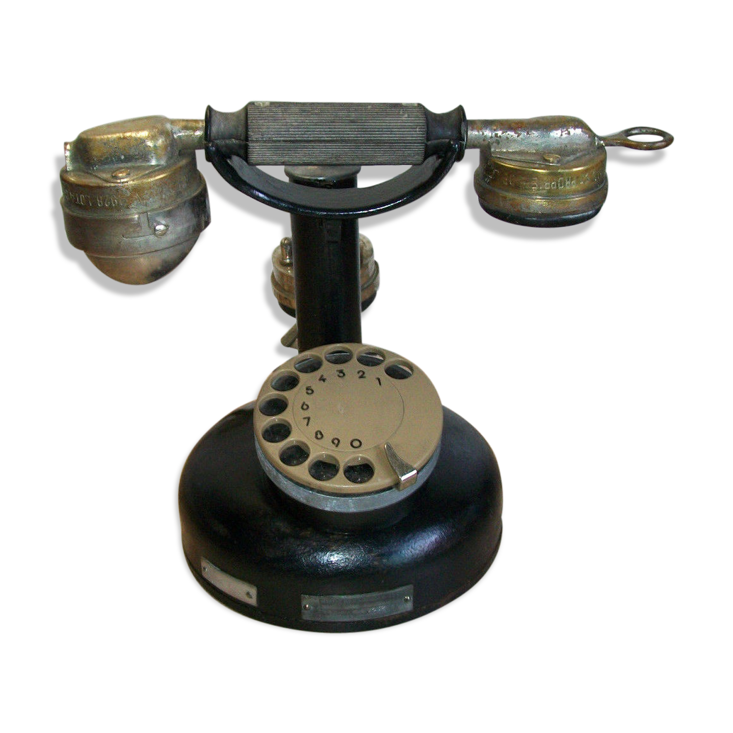 Old phone to column thomson 1940