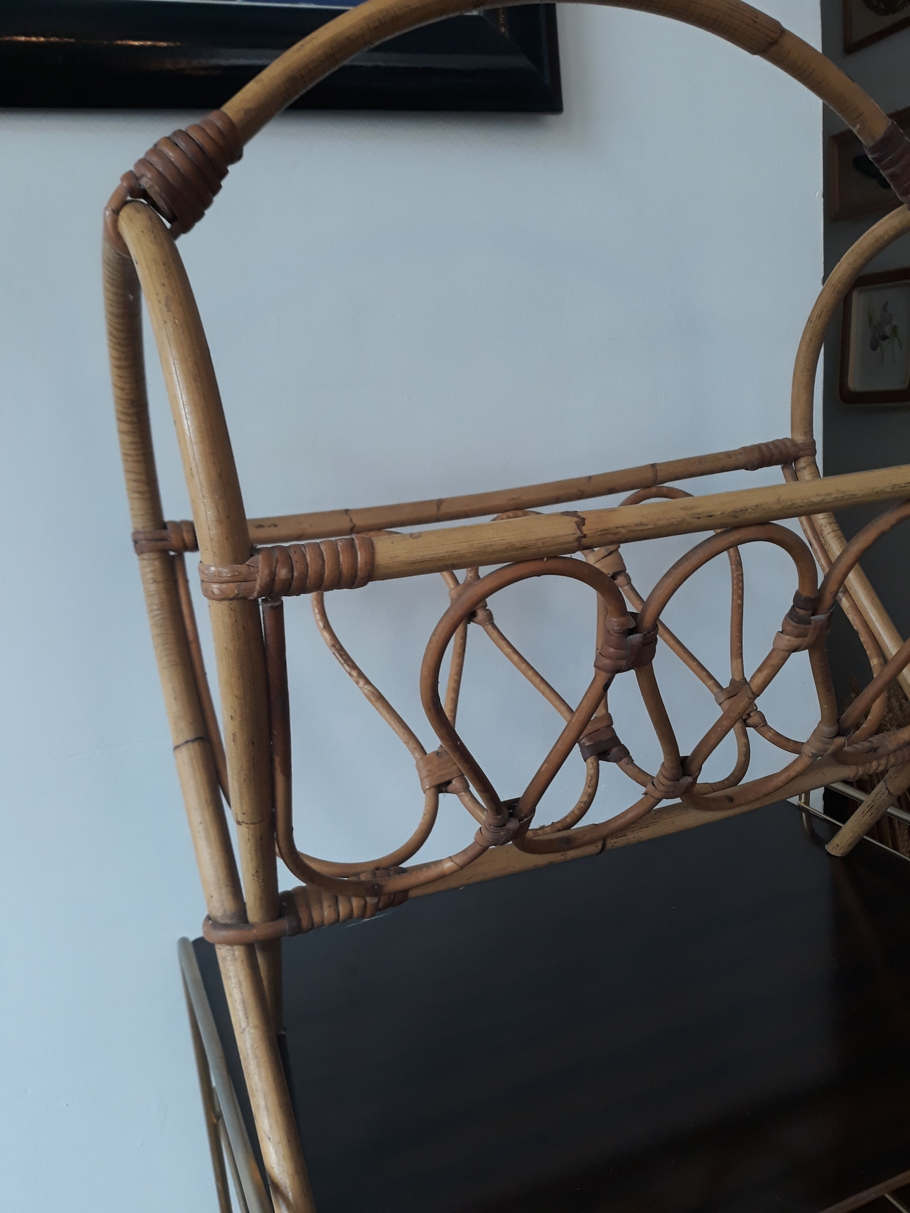 Magazine rack