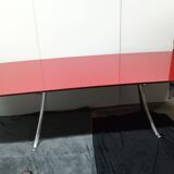 Ribbed table