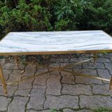Table basse en marbre et laiton