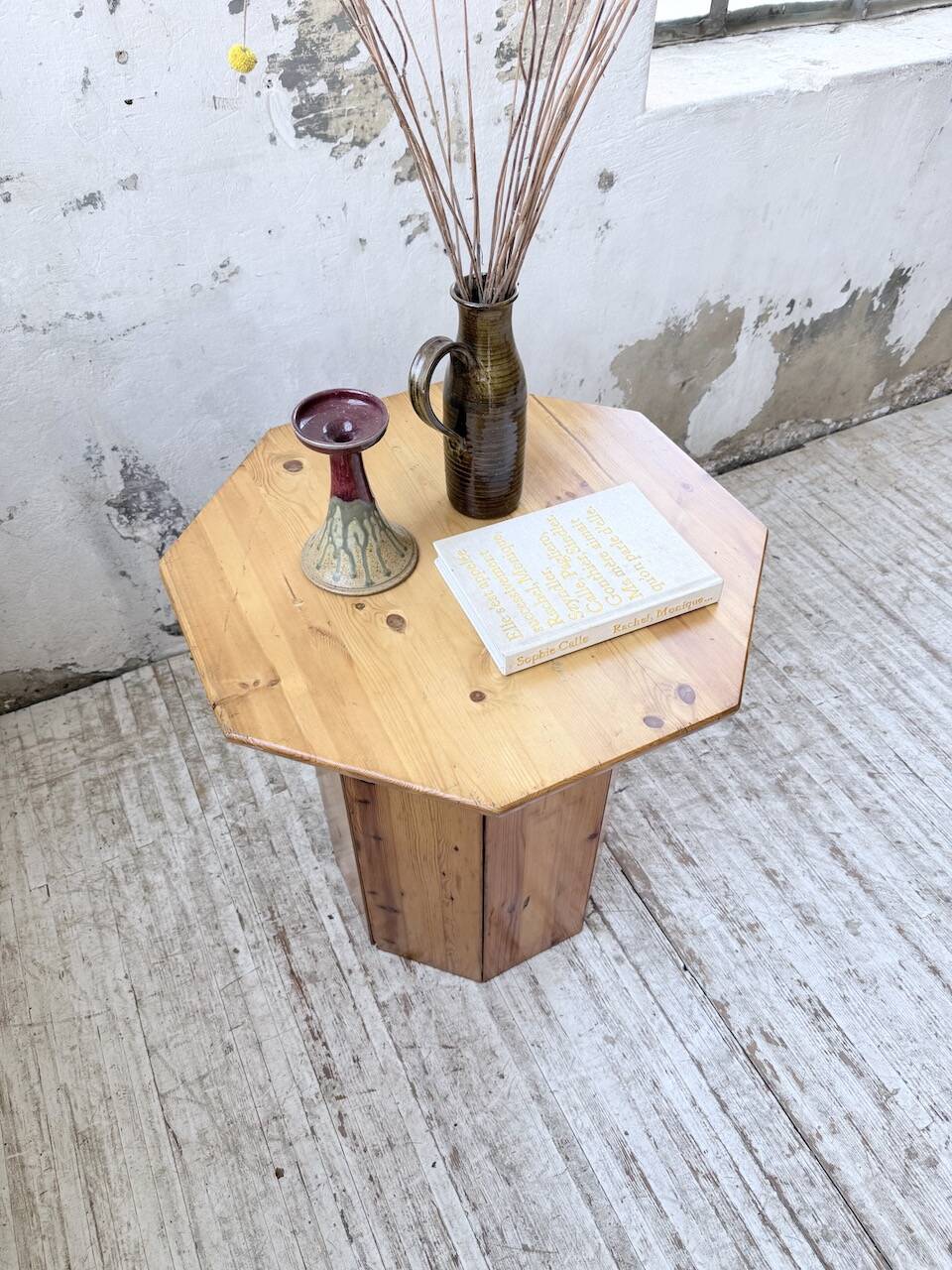 Hexagonal console table guéridon Regain pine 1970
