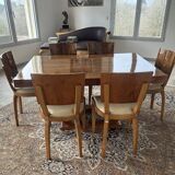 Table Art Déco en loupe d’orme – Années 1930 – Très bel état