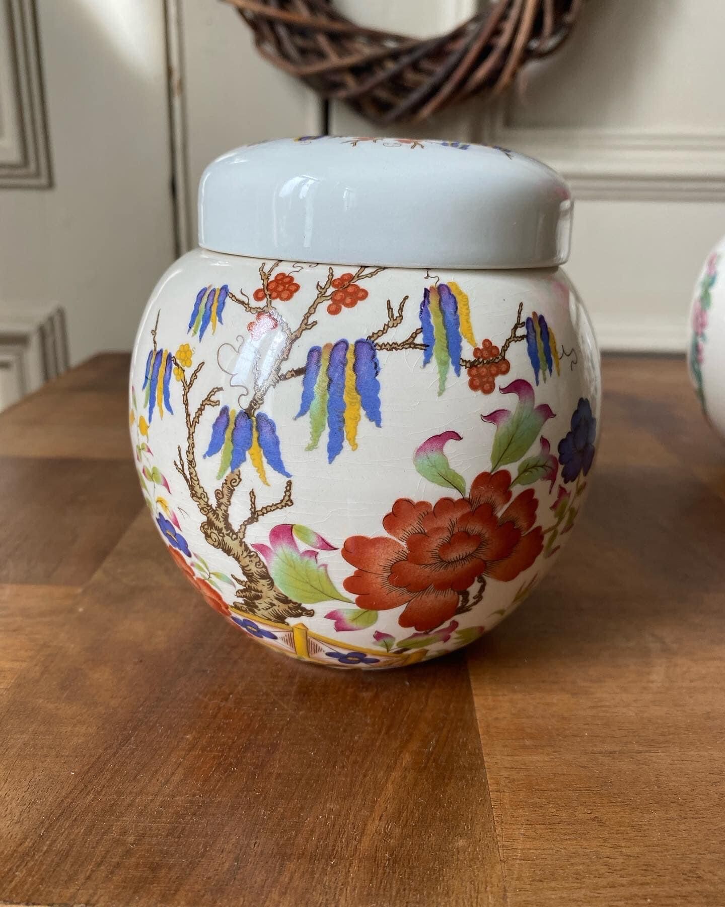 Set of two English ceramic pots