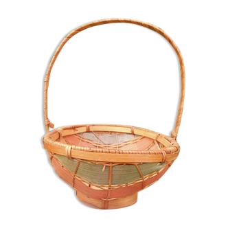 Retro egg wicker basket
