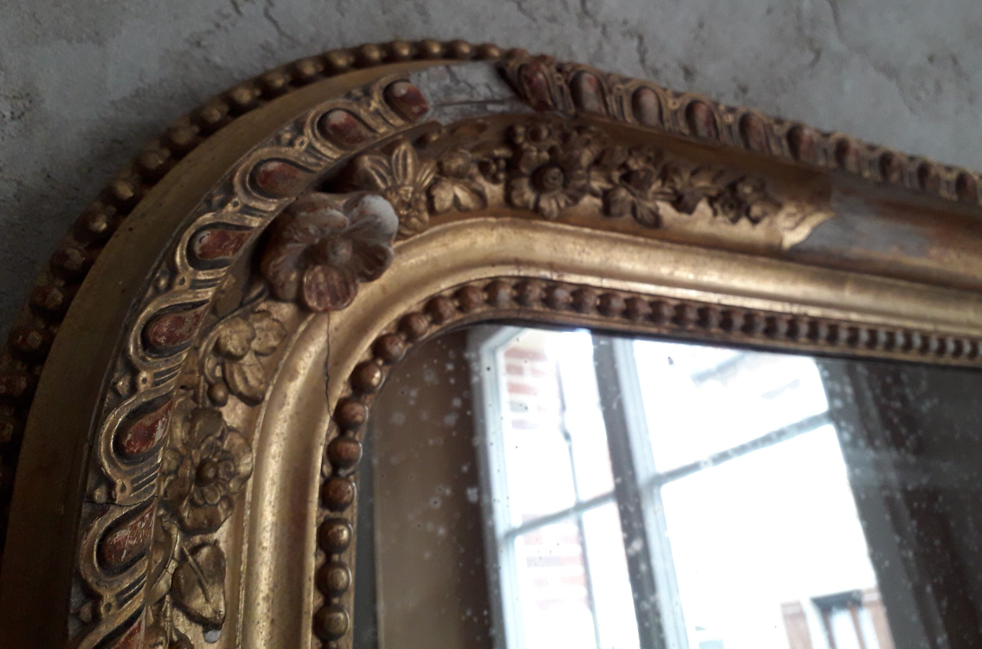 Ancient golden mirror