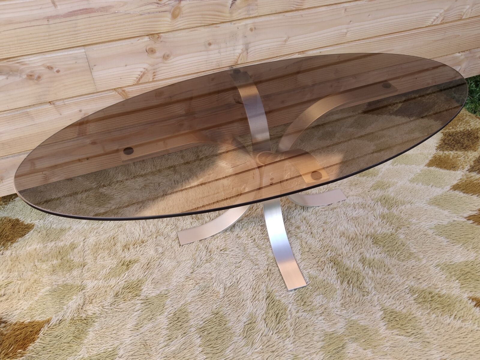 Table basse verre fumé pied aluminium brossé