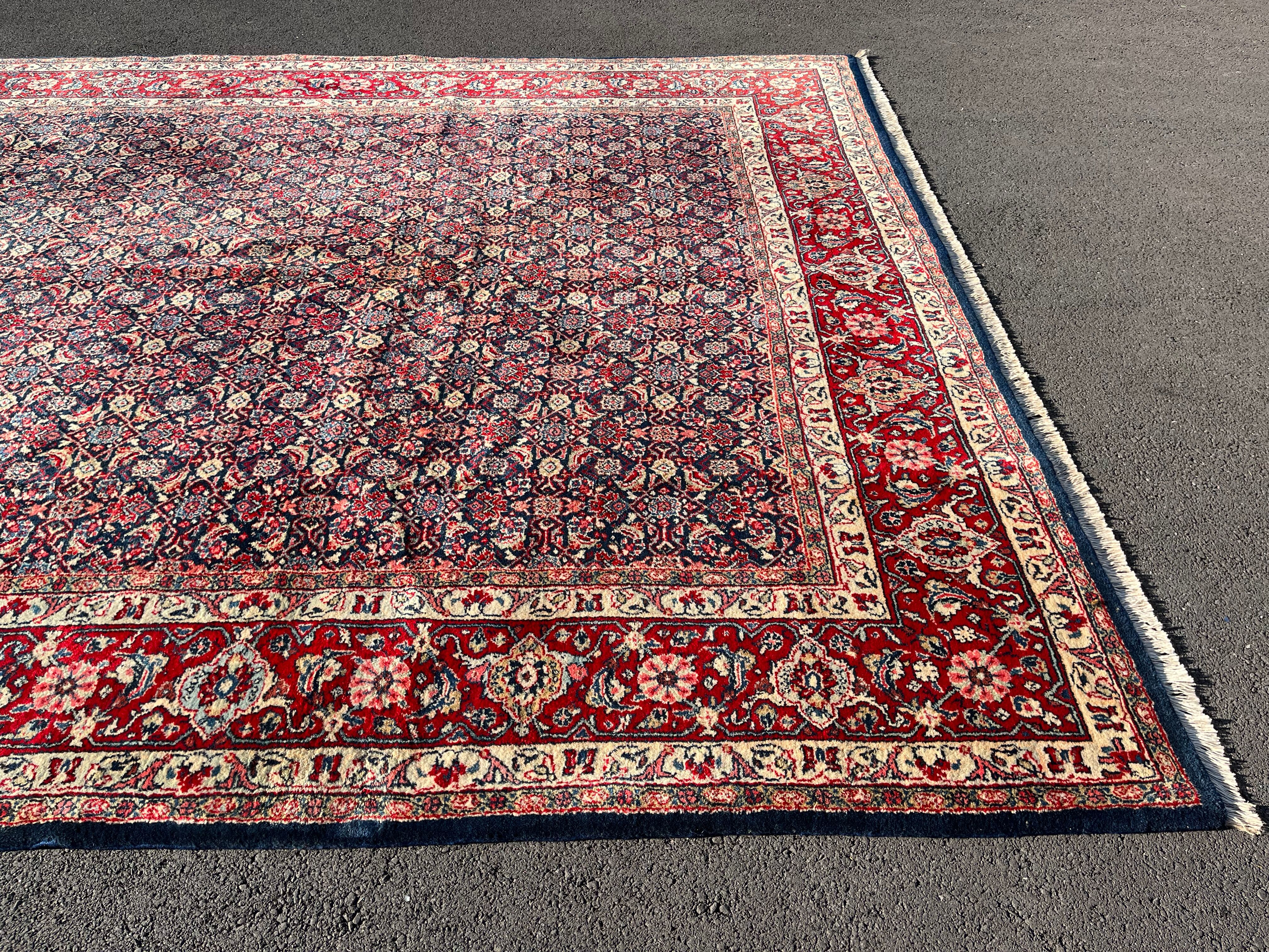 Tapis Sarough Mahal Vers 1960. 340x239 cm