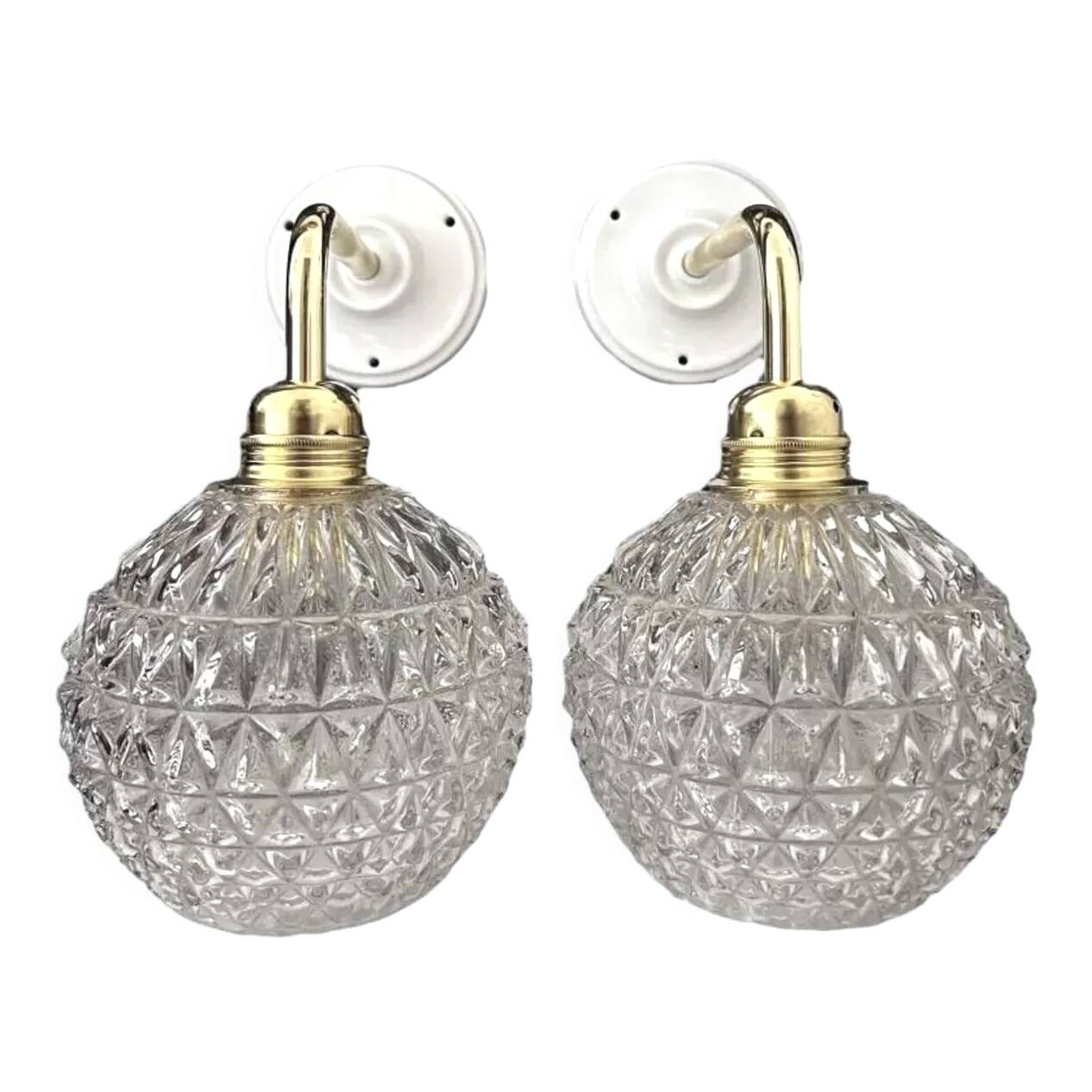 Pair of vintage wall lights in cut glass