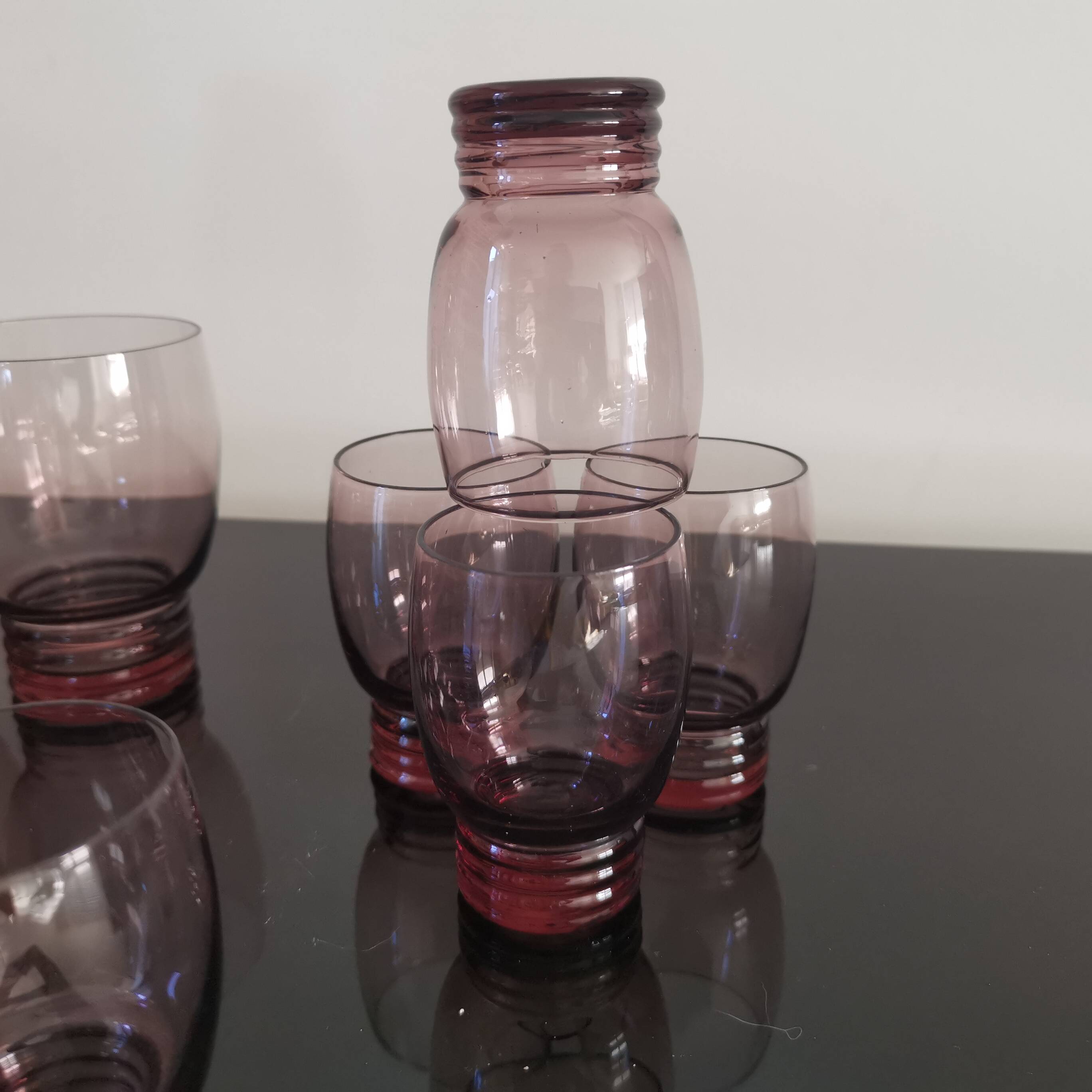 Set of 50s art deco purple/rosé blown glass glasses