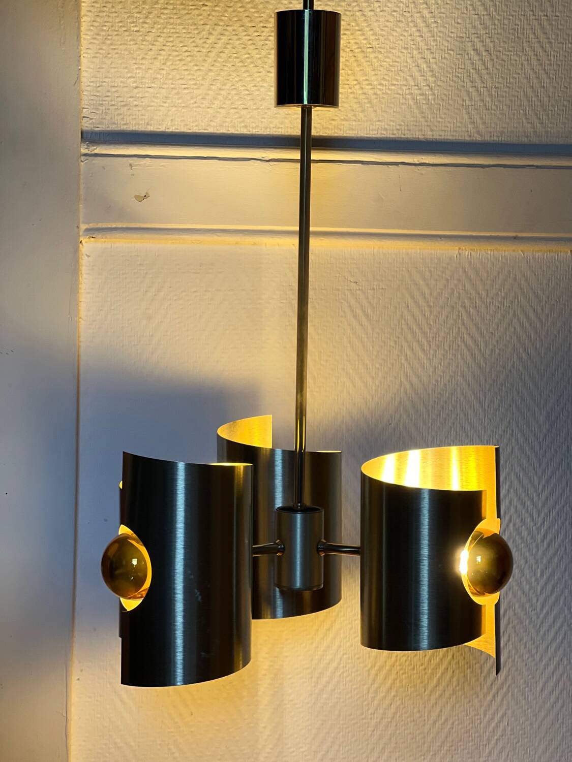 Lustre/suspension space age vintage 1970 alu brosse doree