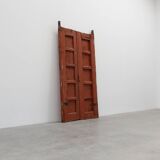 Grandes portes de monastère du XVIIe siècle en chêne laqué terre cuite, Portugal