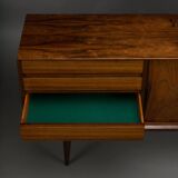 Danish buffet in rosewood, model no. 18, made in Oman by Jun Mobelfabrik, 1960s.