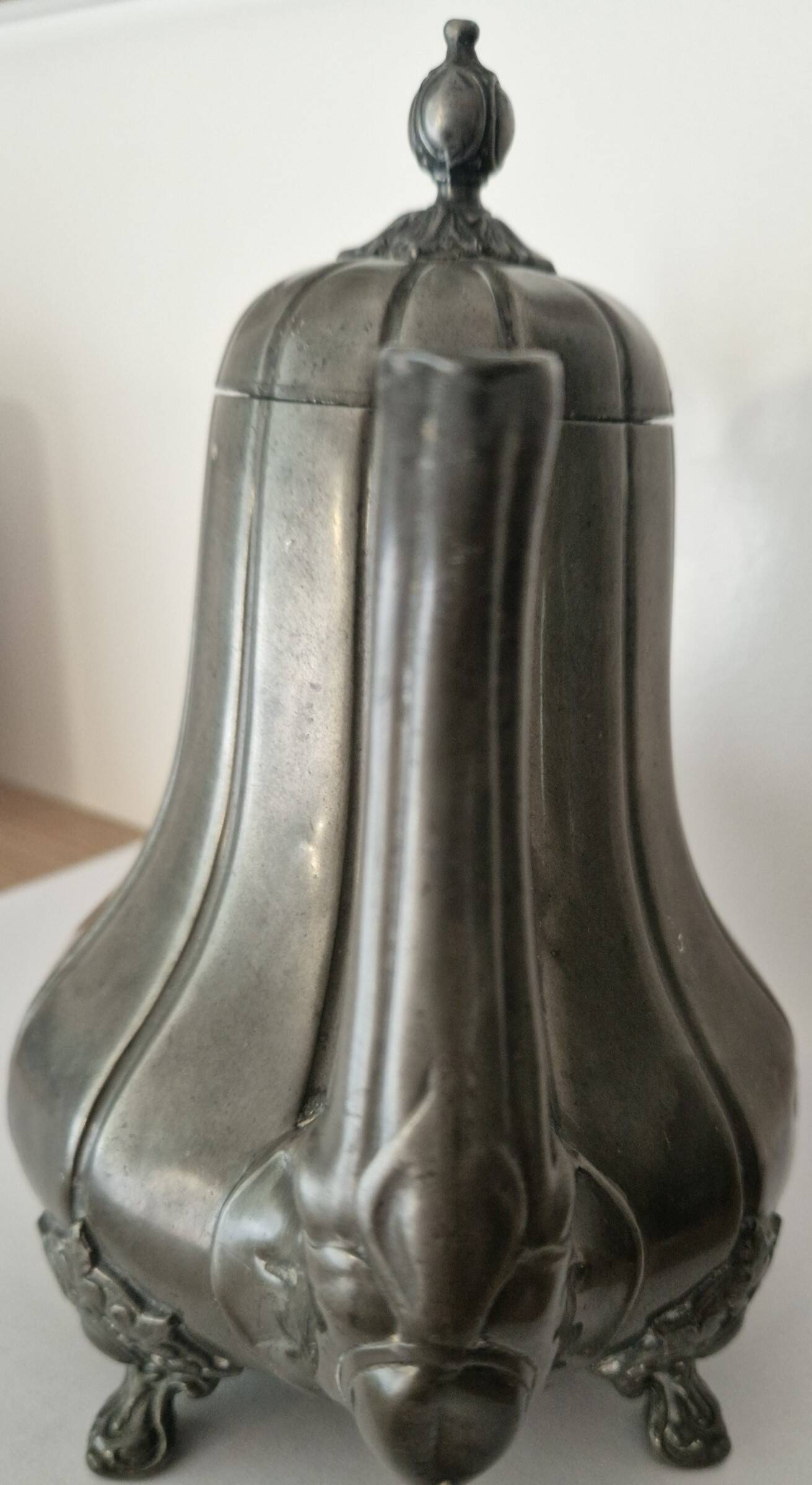 Antique teapot in pewter – Sheffield – Victorian style – 19th century