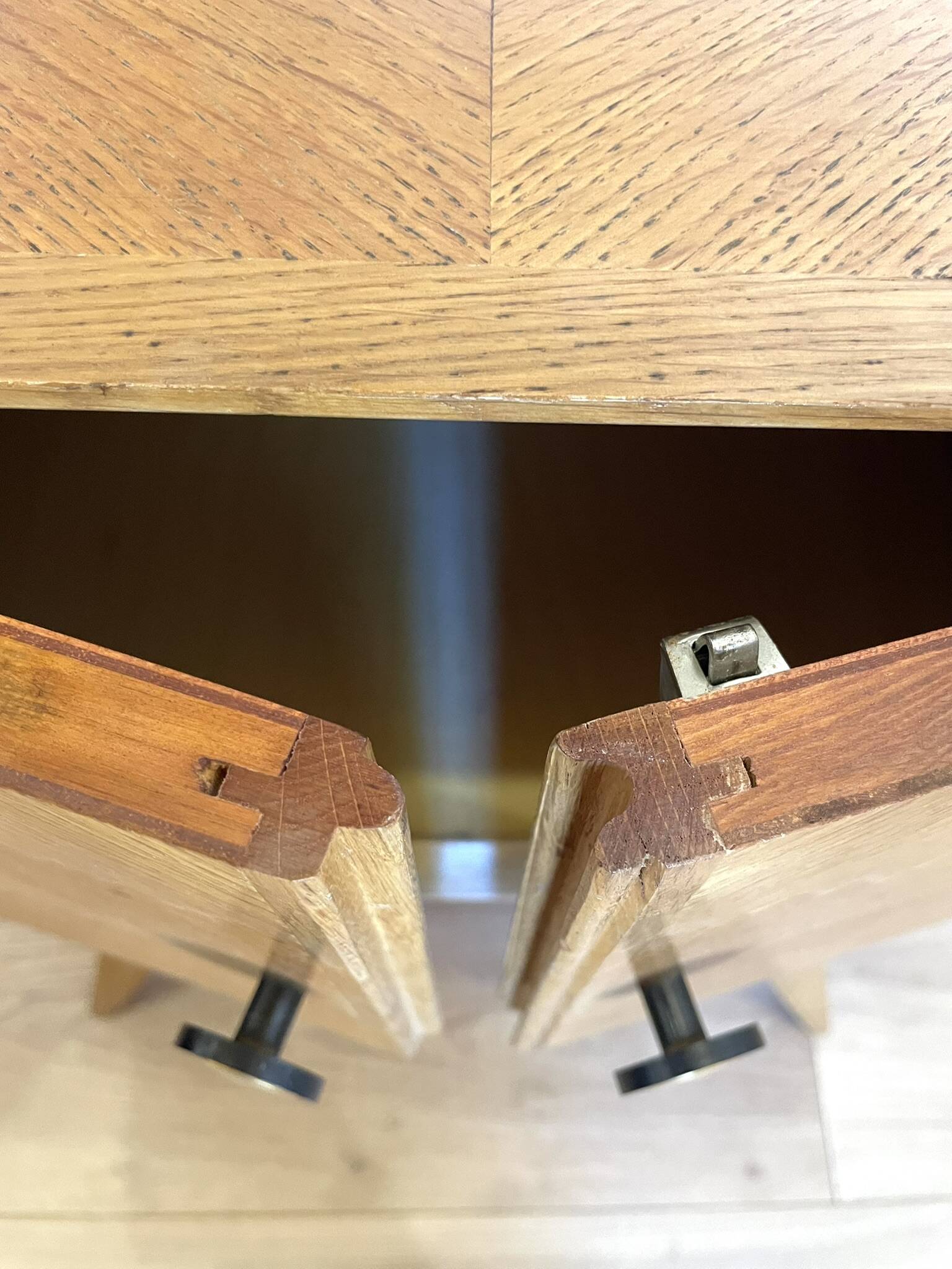 Vintage 1950s Nightstand – Compass Legs & Fluted Front