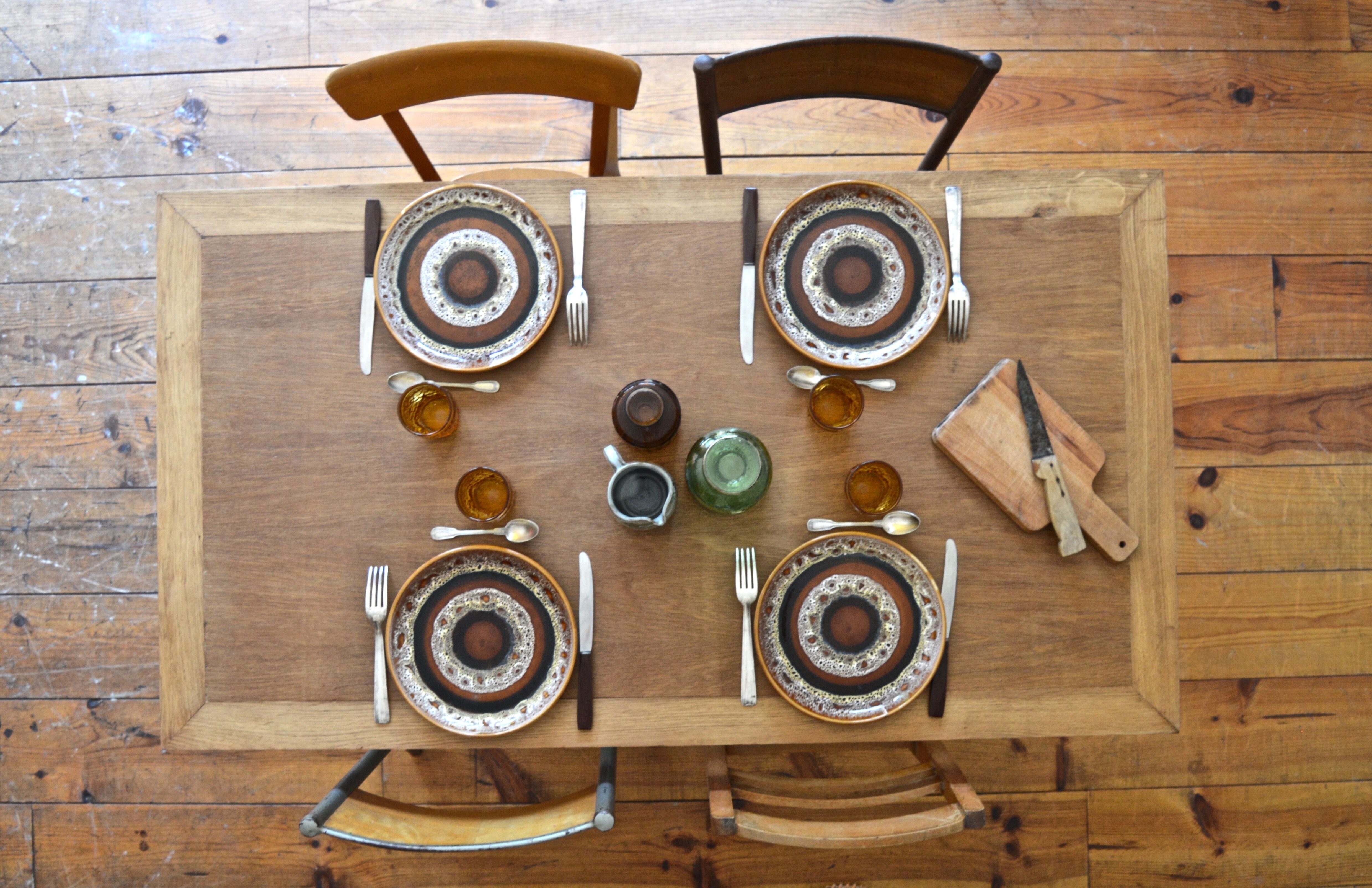 Table  'René Gabriel'