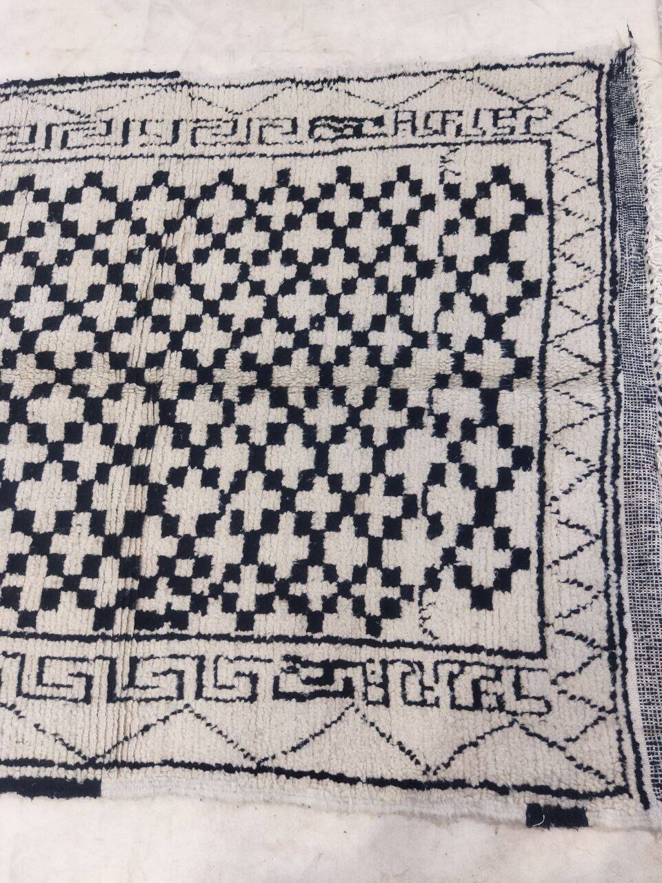 Handmade Moroccan Berber rug 345 X 125 CM