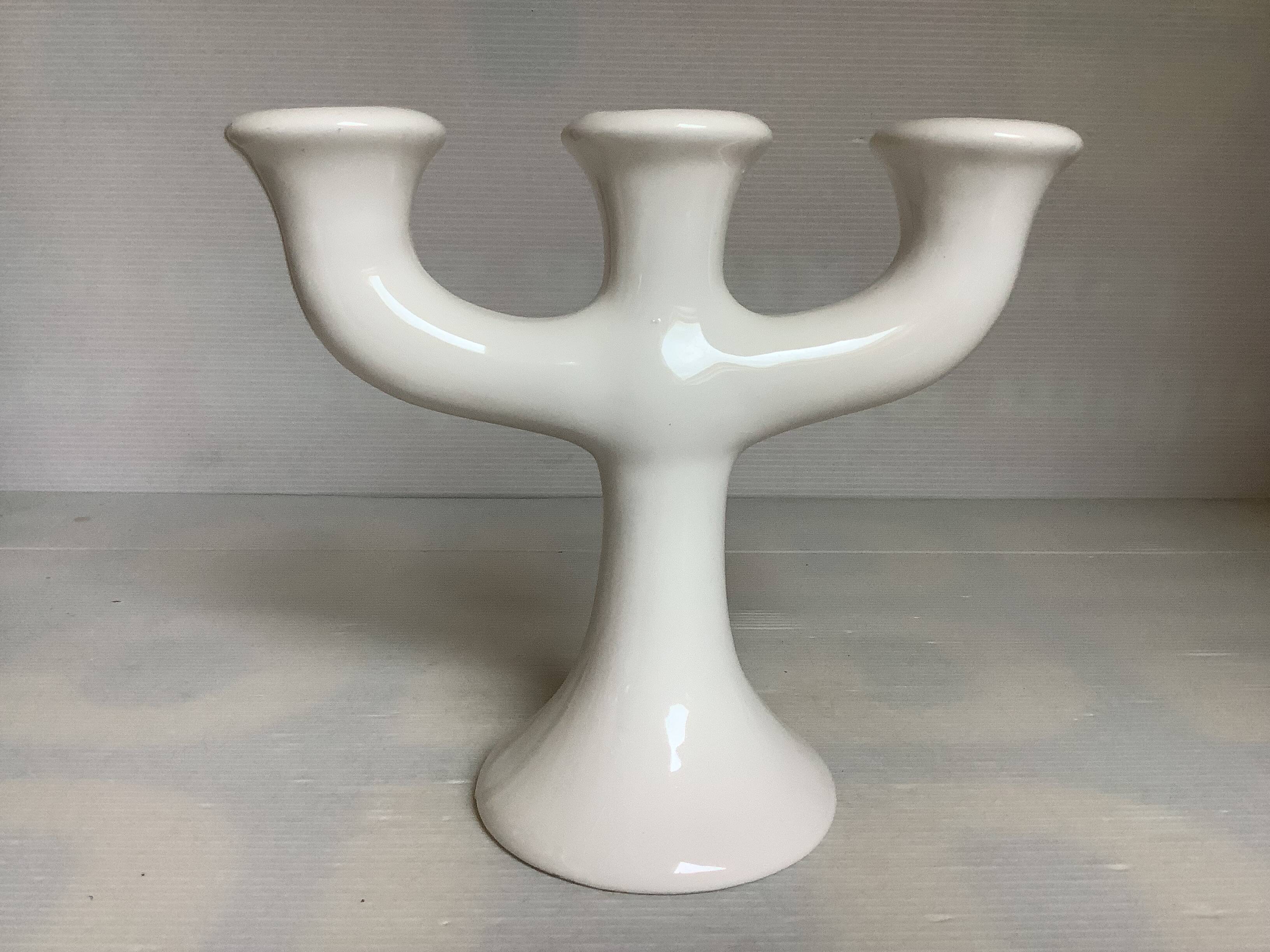 Three-light tulip candlestick holder