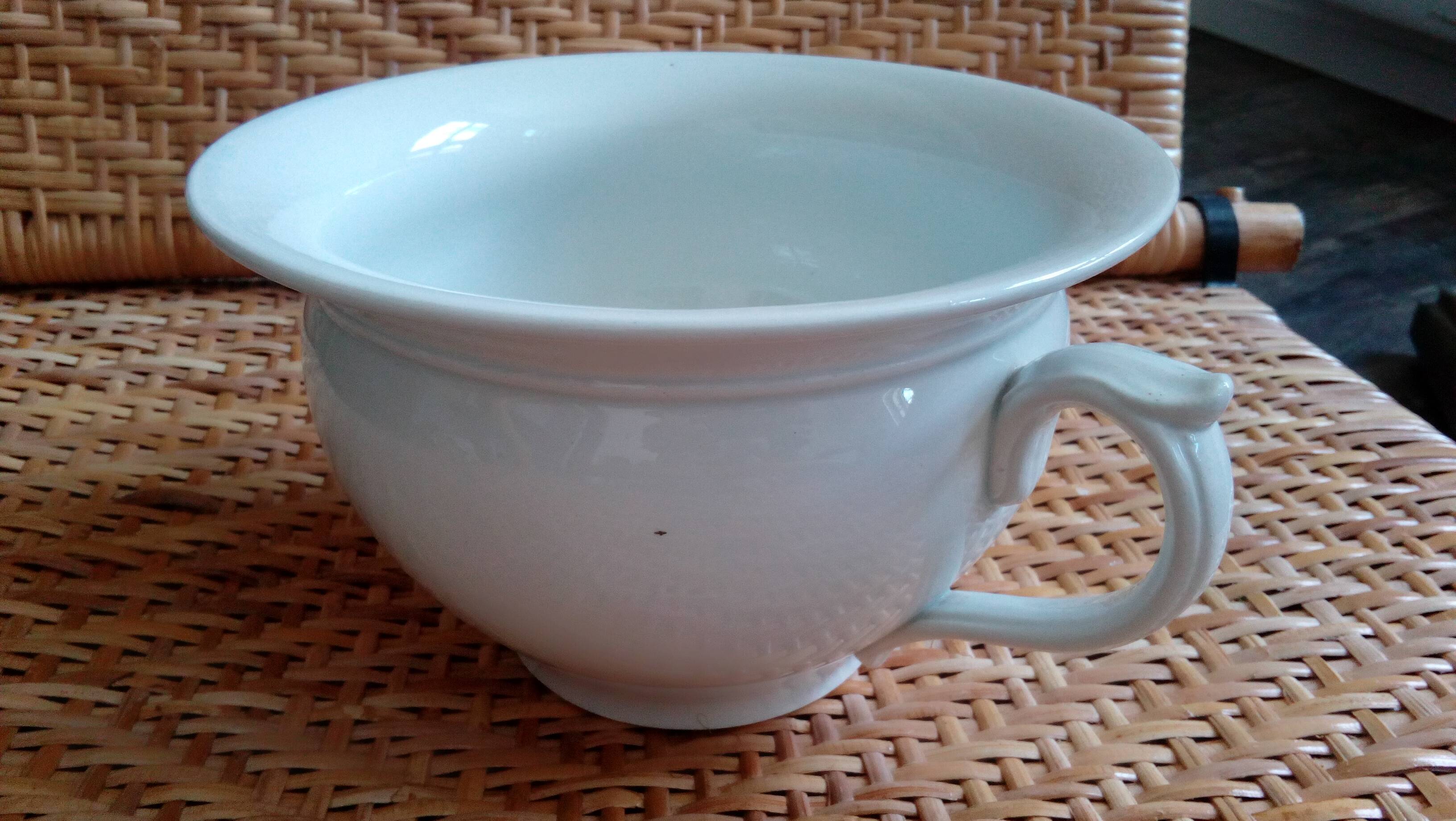 Lunéville blue white pot cache