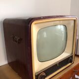 Vintage TV deco