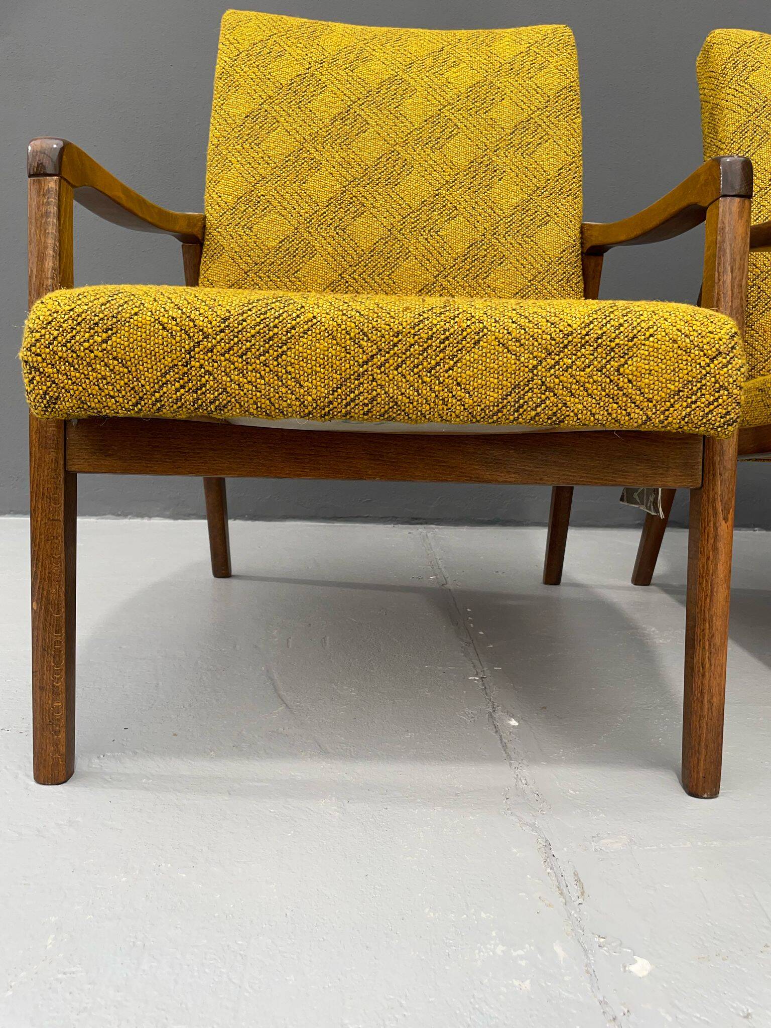 Fauteuils de Jiří Jiroutek – Interiér Praha, années 1960-70