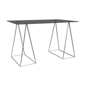 Steel wire desk and smoked glass tray