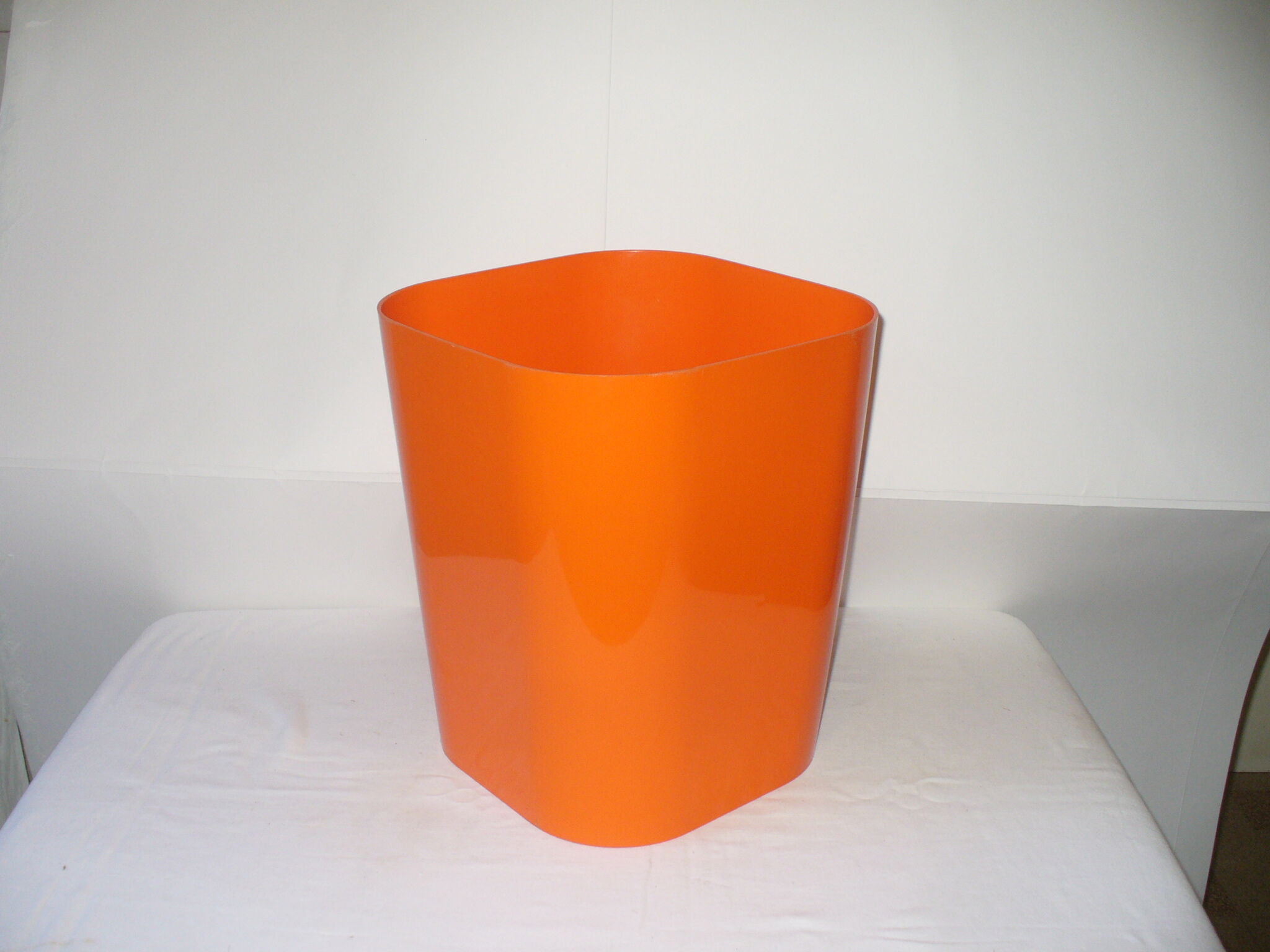 Corbeille à papier orange Lynx des années 60 - 70