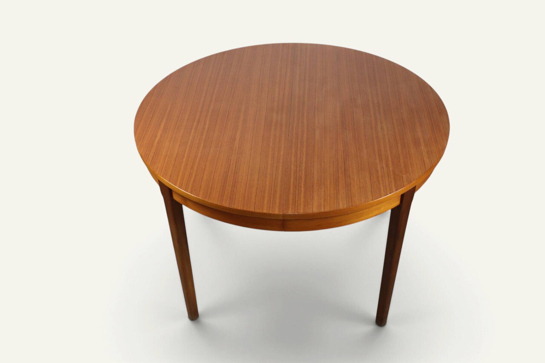 Table ronde extensible vintage en teck, années 70