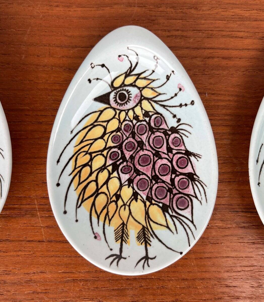 Small oyster or Danish sauce plates from the mid-century by Beth Breyen for Royal Copenhagen, set of 4.