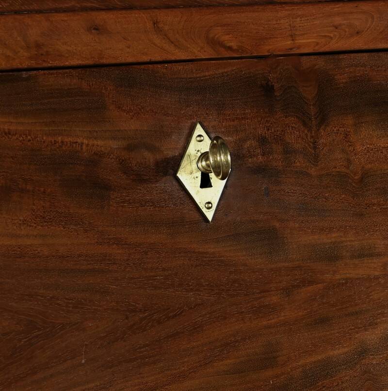 Small Mahogany Lady's Desk, Louis-Philippe period – 1st part 19th century