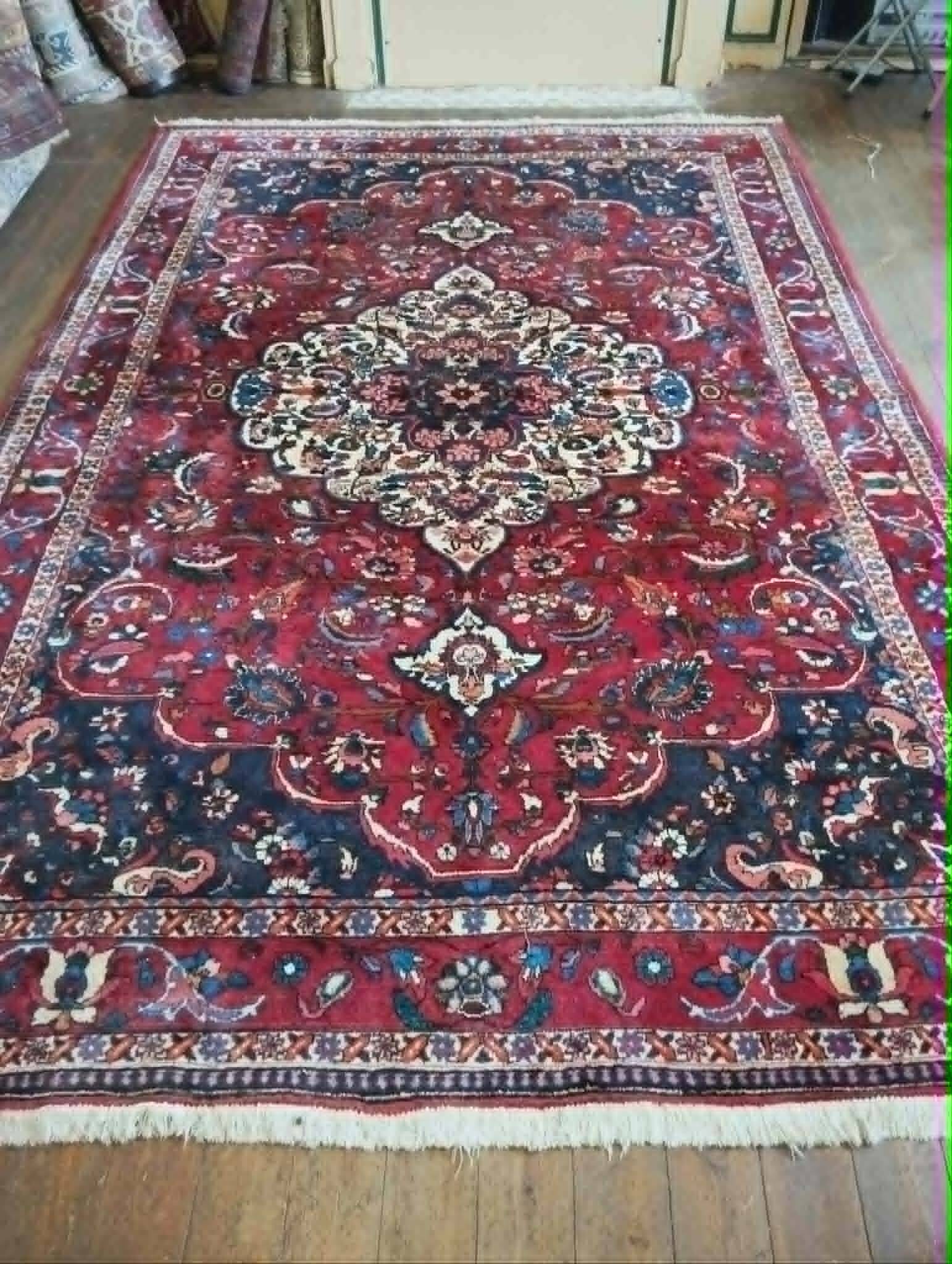 Handmade Bachtiar Persian carpet 320x214cm