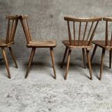 Série Lot de 8 anciennes chaises bistrot dlg scandinave en bois dossier cintré et barreaux