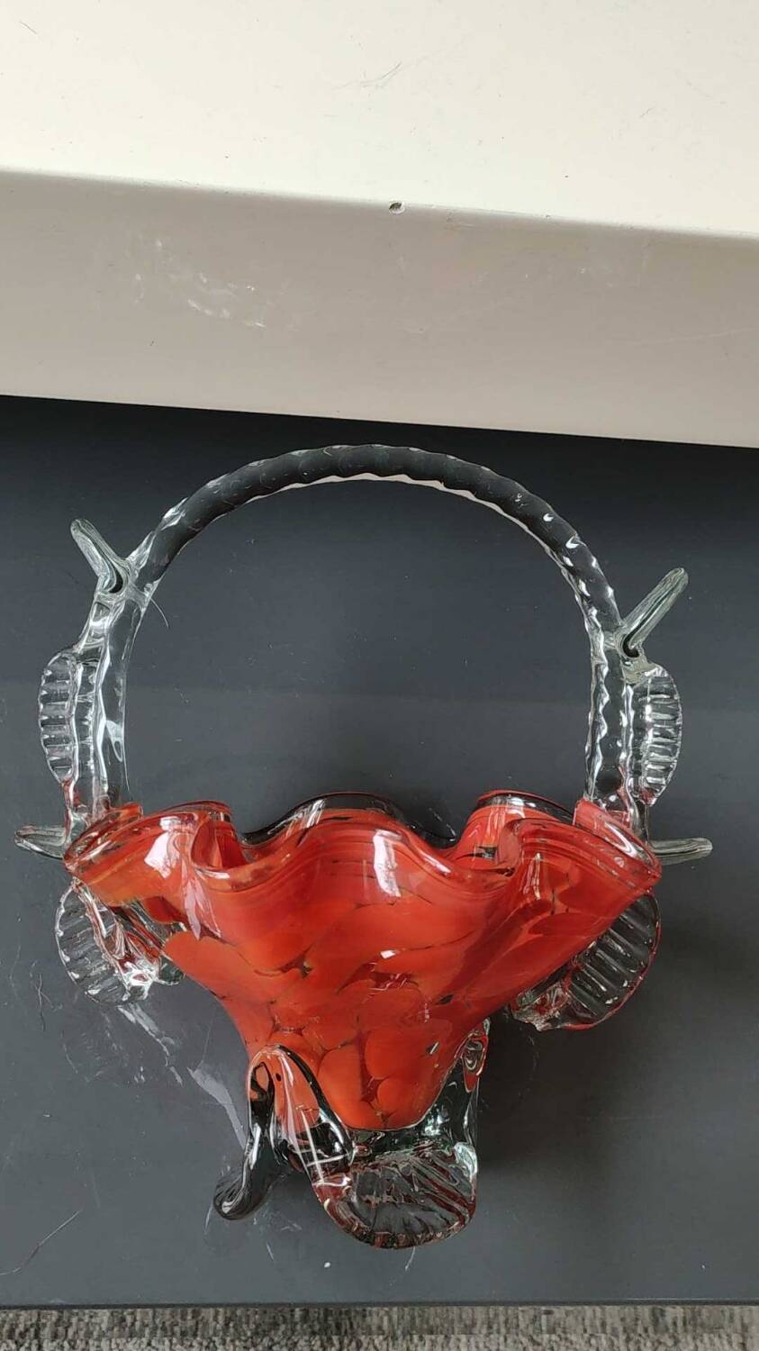 Empty pocket/Basket, Candy basket. In blown art glass. Orange speckled. Murano style