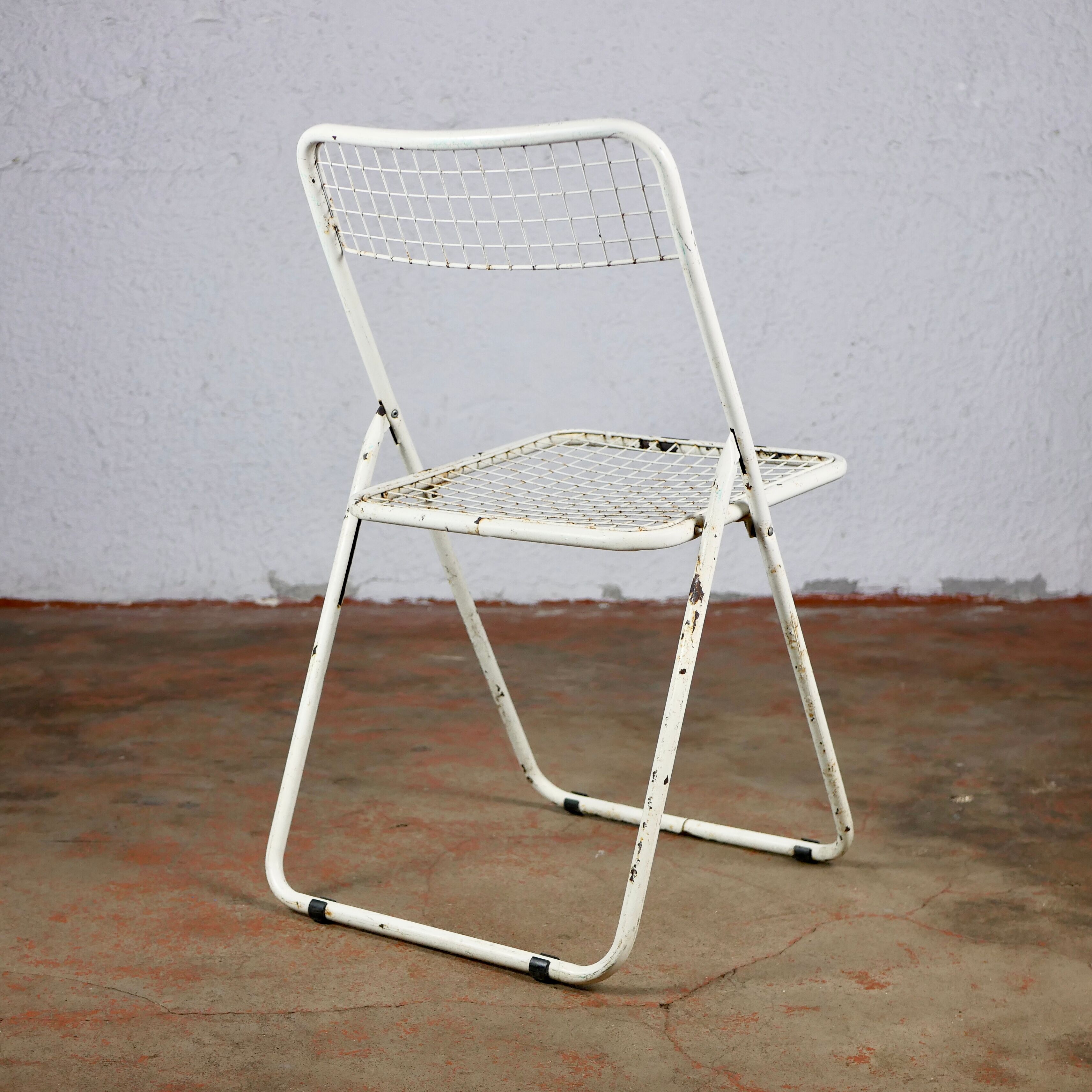 Series of 4 Ted Net chairs, by Niels Gammelgaard