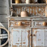 English dresser