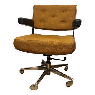 Office chair brand Marcom