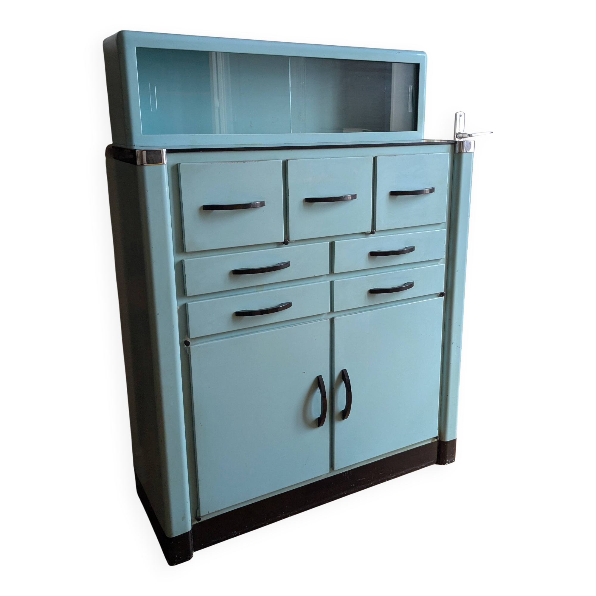 1950s dentist's cabinet