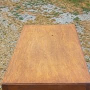 Vintage 1950s chest of drawers with tapered legs and 5 drawers.