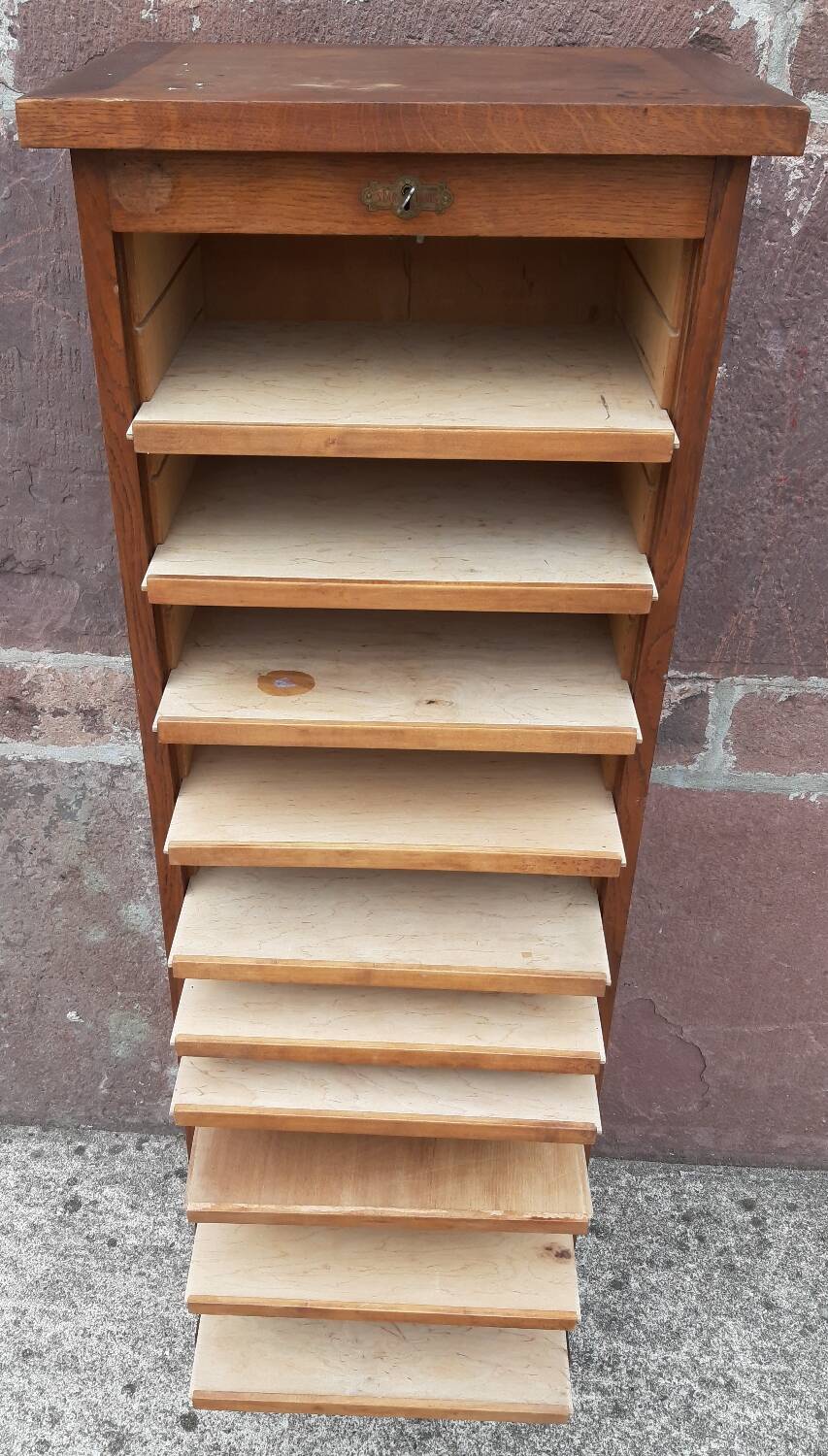 “Star Paris” curtain folder