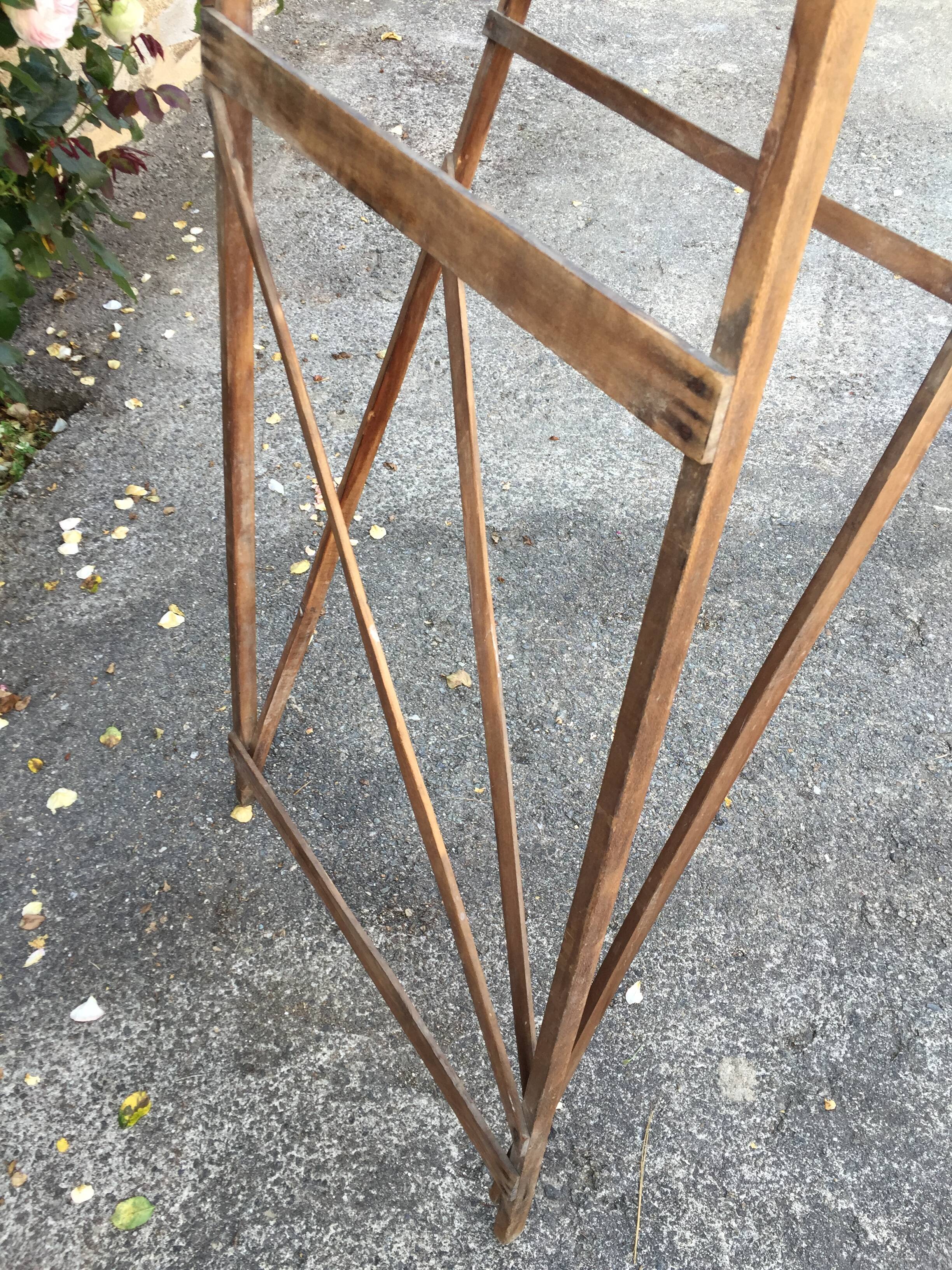 Castle bookcase stool