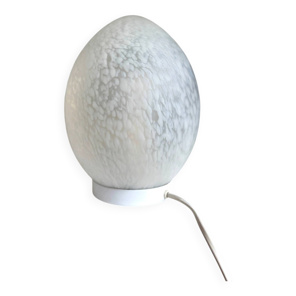 Lampe de table ''œuf'' en verre de Clichy et métal blanc — Beyit