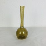 Vase soliflore en verre bullé vert