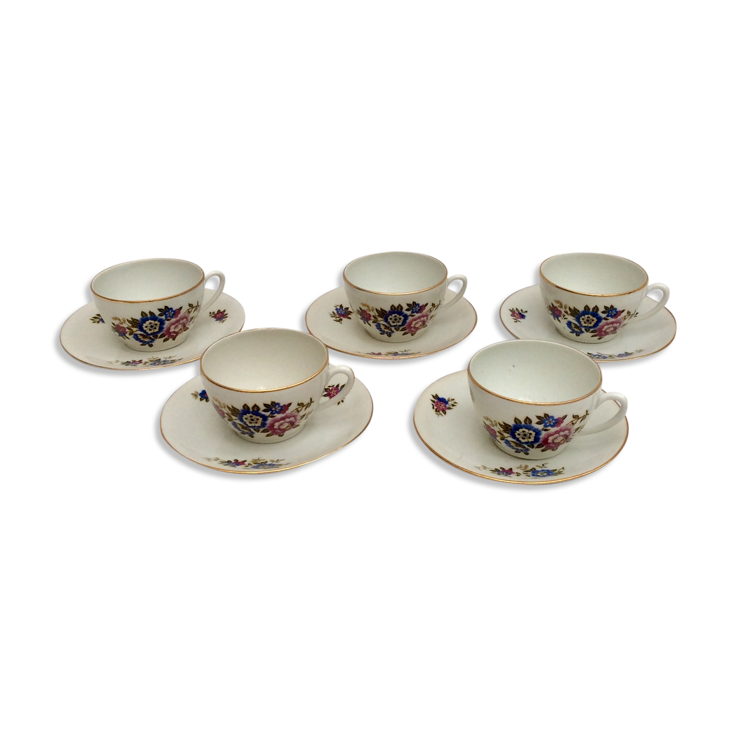 5 cups lot with French-made earthenware saucers size: height -5.5cm- D-8.5cm-