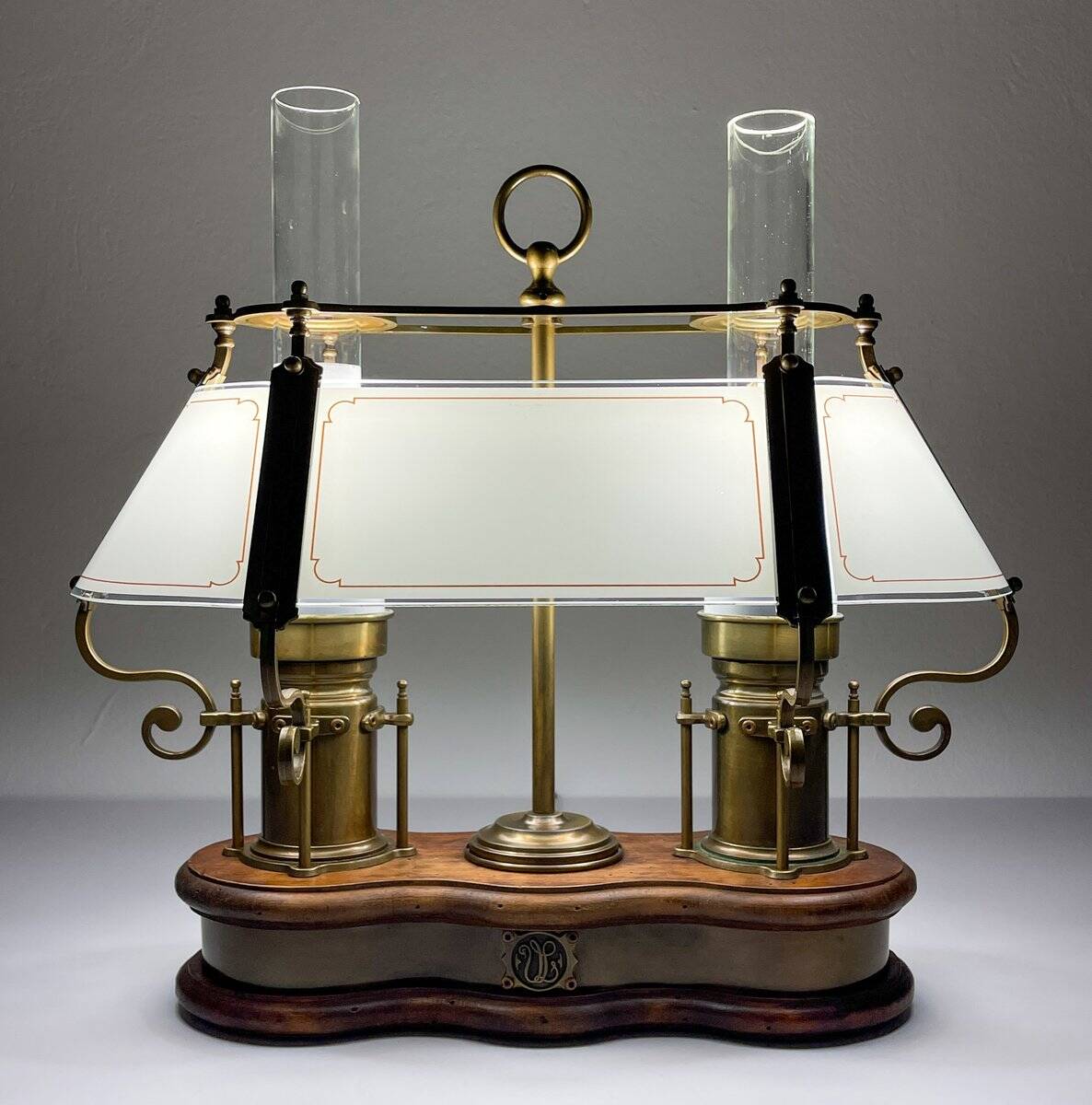 Lampe de table vintage en bois et laiton par Qvist & co, Suède, années 1970