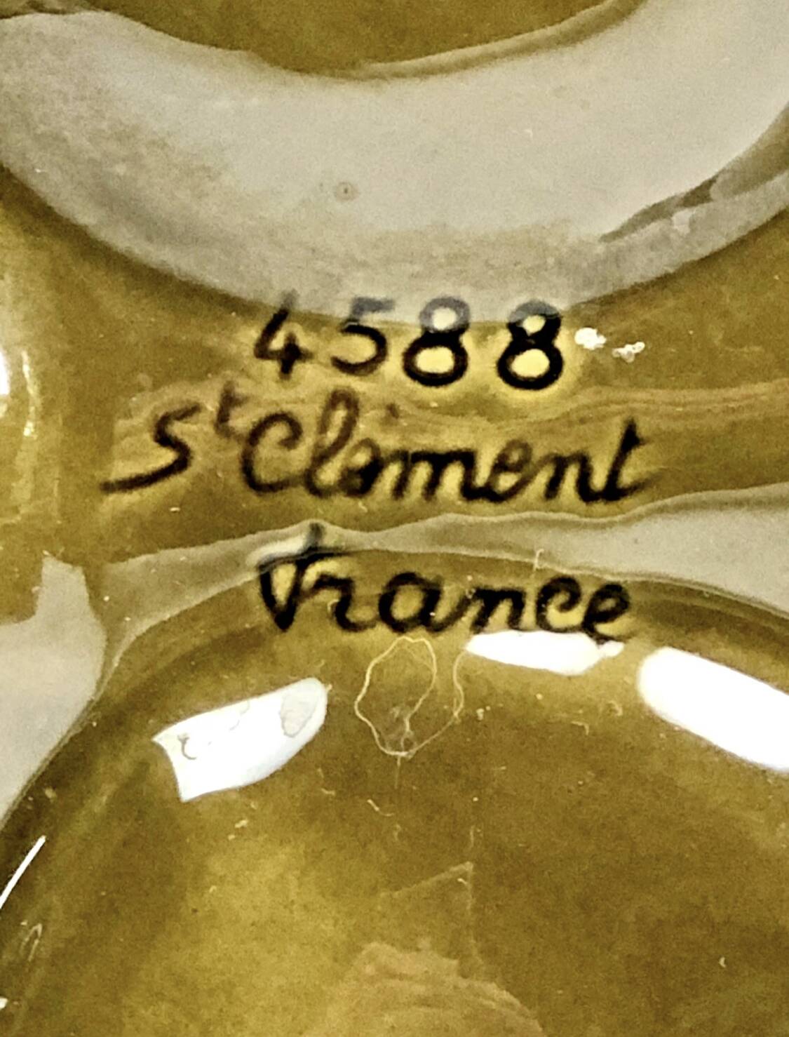 St Clément slipware oyster dish